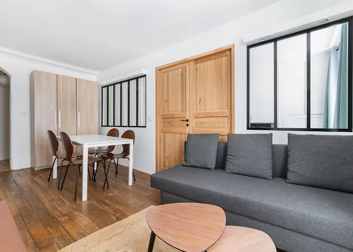 2 Pieces Confortable Metro Duroc - 6 -4p - Flat-guest *